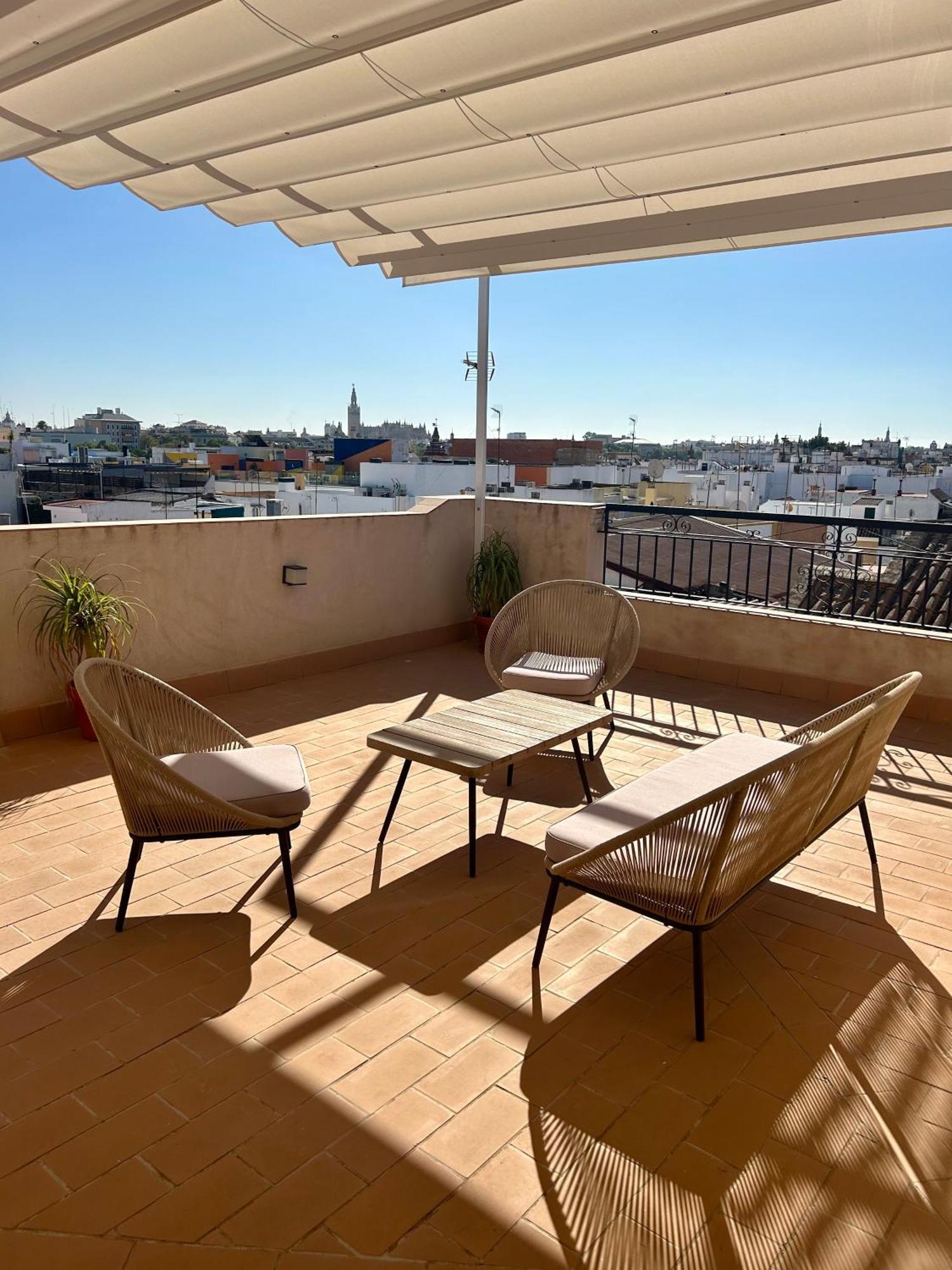 Casa De La Columna, Triana Apartamento Sevilha Exterior foto
